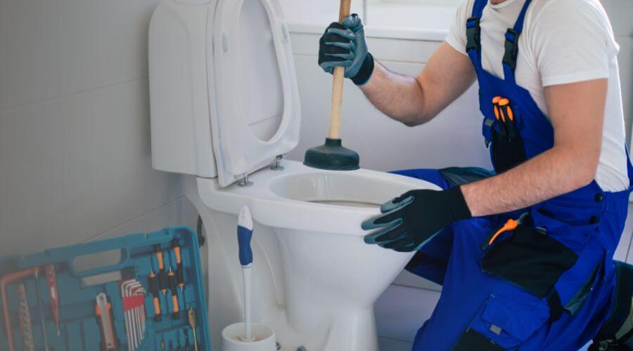 Local expert plumbing services in Arma, KS